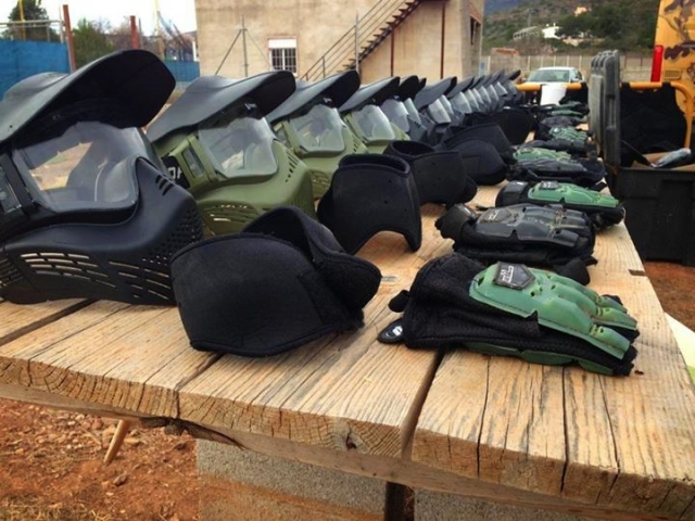 Equipo de paintball para despedidas